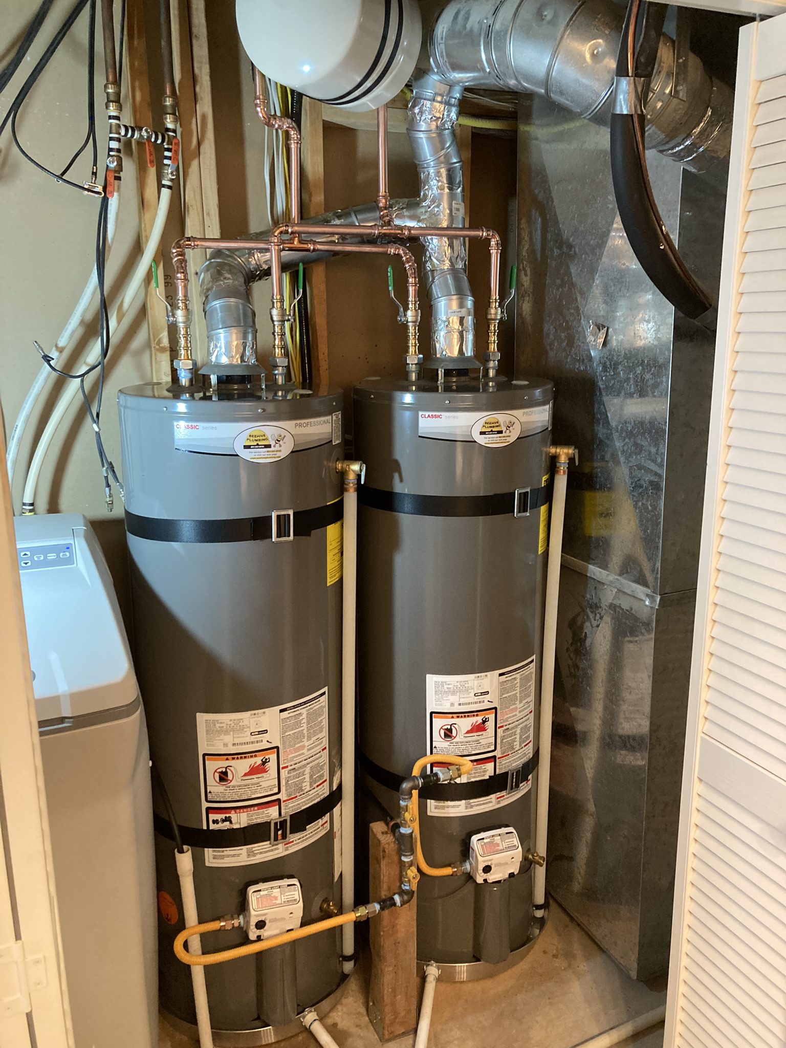 Electric Vs Gas Water Heater: Which Is Cheaper To Run?